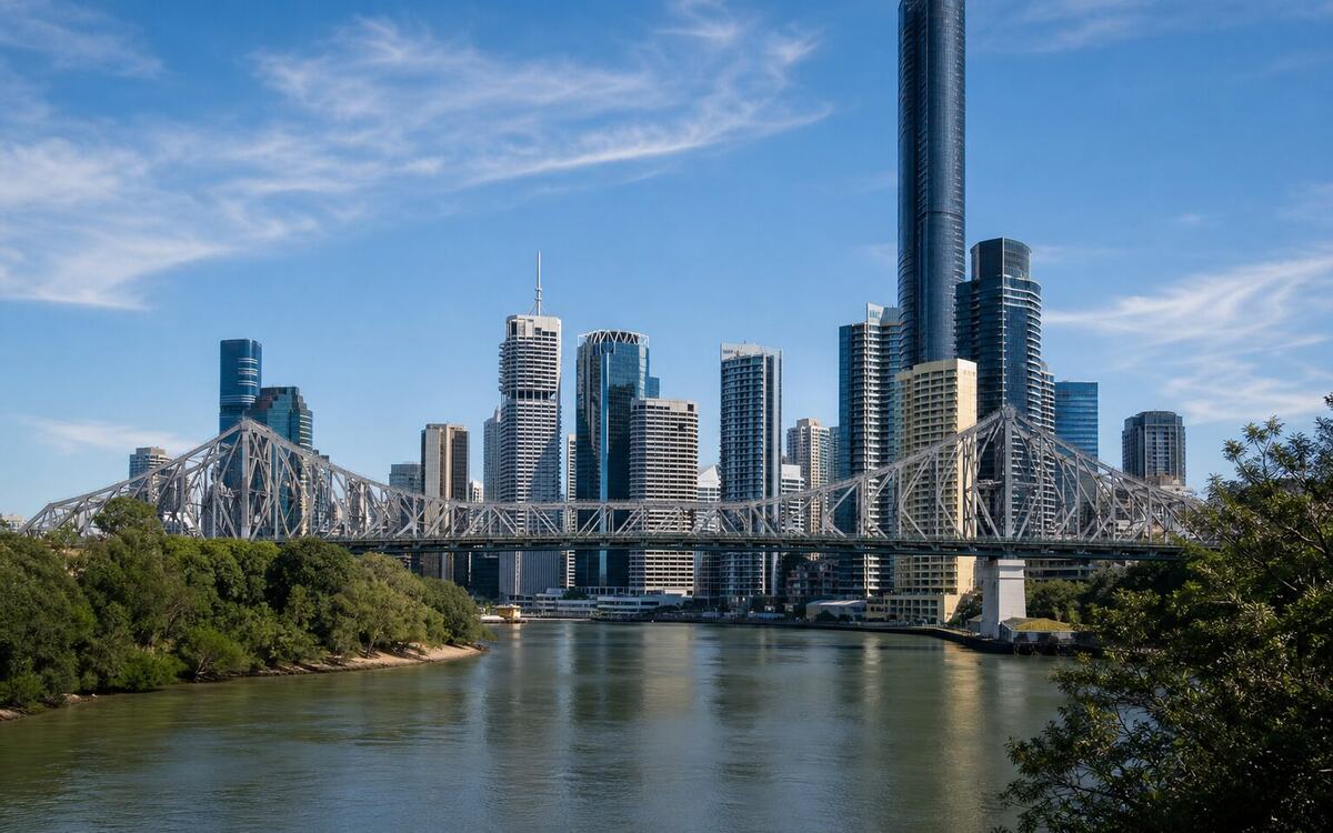 Story Bridge and the Brisbane city skyline