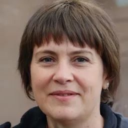 Louise Harding, Migration content author